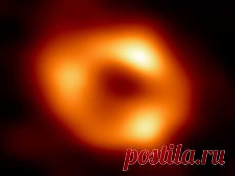 Первый взгляд на чёрную дыру в центре Млечного пути 12 мая 2022 года астрономы представили первое изображение сверхмассивного объекта в центре нашей Галактики. Результаты исследования предоставляют важные сведения о поведении подобных объектов и дают…