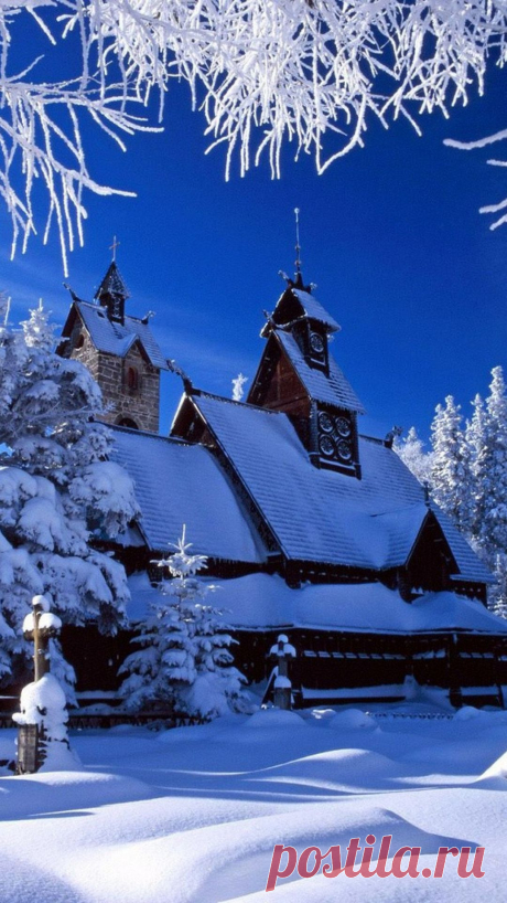 Download Wallpaper 1080x1920 house, wood, trees, snow, winter Sony Xperia Z1, ZL, Z, Samsung Galaxy S4, HTC One HD Background