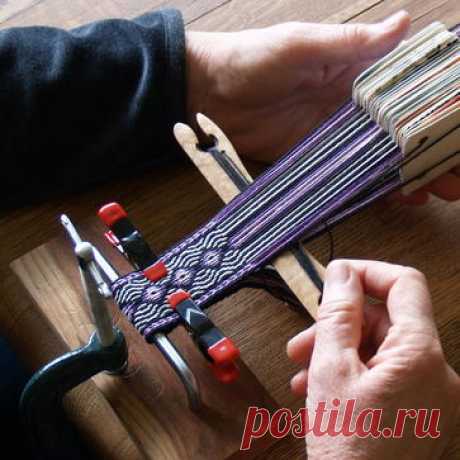 Simple Looms