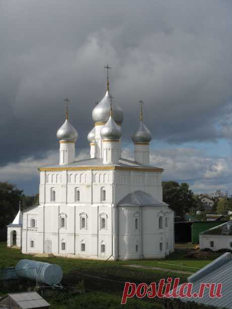 Дмитриев монастырь окрестности
