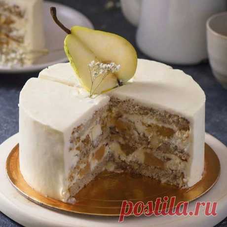 Рецепт Грушевый торт с карамелью и орехами