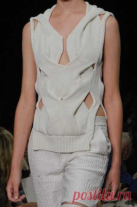 Alexander Wang at New York Fashion Week Spring 2013 - StyleBistro