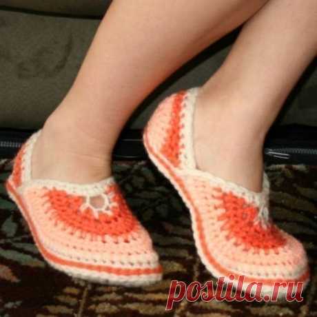 Awesome Slippers (crochet pattern)