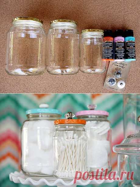 eighteen25: Pretty Bathroom Jars