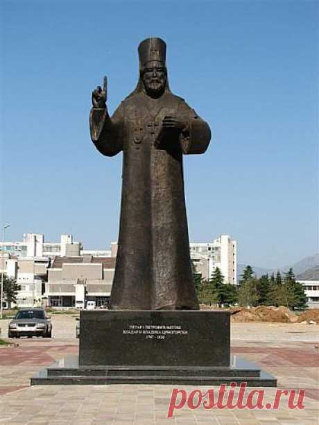 Podgorica-St.Peter's monument