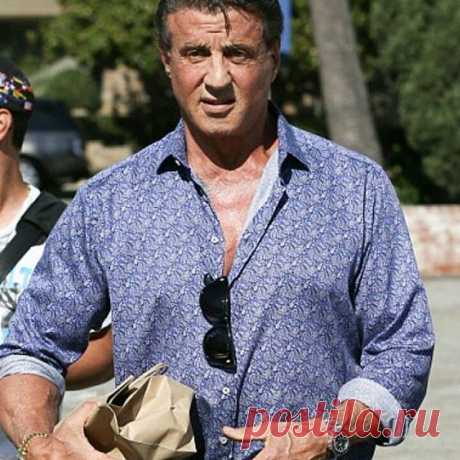 Sly in Beverly Hills on Saturday looking great like always 
6/7/46
#sly #sylvesterstallone #stallone #stallonezone #slystallone #rockybalboa #thebest #bestactor