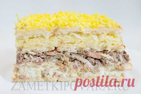 Закусочный торт из крекеров с консервированной рыбой | Простые кулинарные рецепты с фотографиями