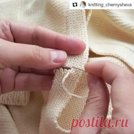 От @knitting_chernysheva ・・・ На видео я соединяю планки для пуговиц, связанные резинкой 1х1.
ВСЕ ВОПРОСЫ К АВТОРУ!☝️