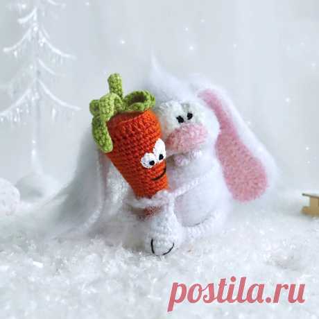 PDF Заяц (Магнит) крючком. FREE crochet pattern; Аmigurumi animal patterns. Амигуруми схемы и описания на русском. Вязаные игрушки и поделки своими руками #amimore - маленький зайка, заяц, зайчик, кролик, зайчонок, крольчонок.