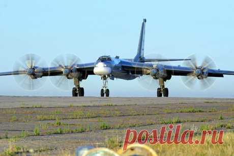 Американский B-52 против российского Ту-95