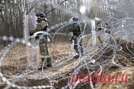 Казахи попытались сбежать из Белоруссии и попались польским пограничникам. На польско-белорусской границе задержали шестерых граждан Казахстана. Они попытались пересечь реку Свислочь в направлении польского города Белосток. Обычно нелегально пересечь белорусско-польскую границу пытаются выходцы преимущественно из стран Ближнего Востока — Ирана, Ирака и Сирии.