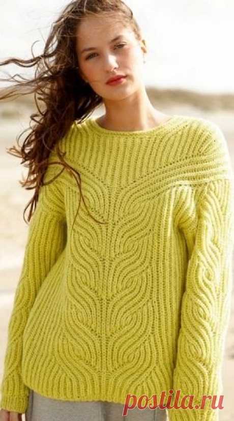 Стильный свободный пуловер | Вязание для женщин спицами. Схемы вязания спицами Источник:&nbsp;https://ksena.com.ua/blog/vyazanie_dlya_zhenschin/kardigany_svitera_spicami/stilnyy_svobodnyy_pulover.html#.YyvwwBjP2M9