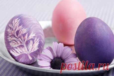 6 интересных способов окрашивания пасхальных яиц - Окрашивание яиц на  | Для рукоделия и любого творчества. | Постила