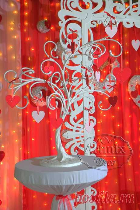 Фотозона на свадьбу в красном цвете | Свадебный декоратор - Артмикс Декор