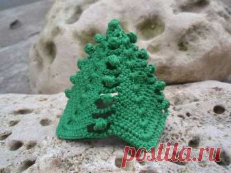 ЁЛОЧКА крючком .Crochet Christmas Tree #xmas Как связать крючком новогоднюю игрушку.