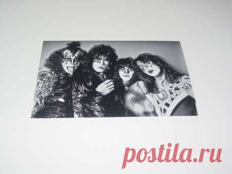 KISS 8X12 PHOTO GENE PAUL ACE ERIC POSED STUDIO SESSION UNMASKED TOUR 1980 #1 | eBay