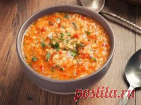 Постный рецепт -
Наваристый чечевичный суп - полезно и вкусно!
Ингредиенты - овощной бульон, чечевица, томатная паста, морковь, лук, чеснок, растительное масло, соль, перец, зелень.