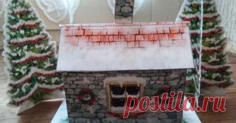 The Ephemeral Museum - Christmas Winter House Paper ModelAssembled by Jeanbi  My friend Jeanbi, from France, built the Christmas Winter House  and posted a photo at Le Forum en Papier papercraft community.  - "Thanks,...