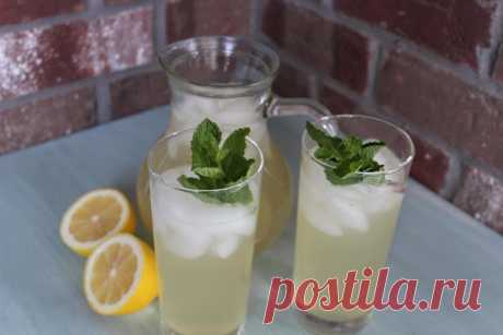 Picnic Lemonade Recipe | Just A Pinch Recipes