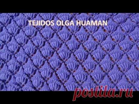 chal tejido a crochet en punto rococo y relieve video 2