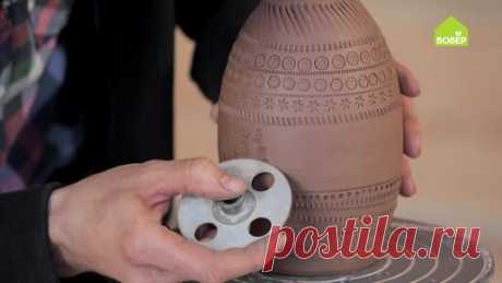 Как нанести узор на глиняное изделие | Бобёр | Дзен