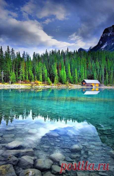 Lake Louise, Alberta Canada  |  Pinterest • Всемирный каталог идей