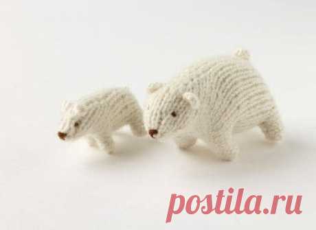 Polar Bear · Extract from Mini Knitted Safari by Sachiyo Ishii · How To Make A Polar Bear Plushie