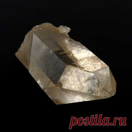 Golden Healer Quartz, sm | The Crystal Man This small raw Golden Healer features stunning golden yellow colored Quartz in a natural point formation. Golden Healer Quartz is believed to be a stone of protection, cleansing, and energising.