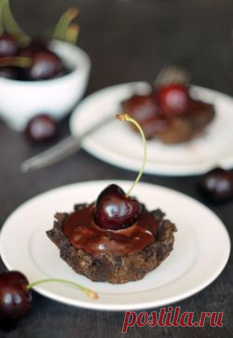 Шоколадно-вишневые тарталетки - кулинарный рецепт.