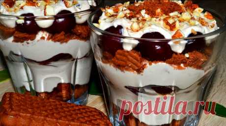 Великолепный десерт: соедините мороженое с творогом и ягодами