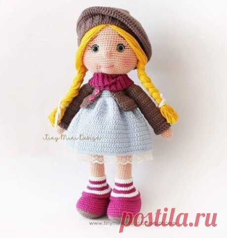 Вязаная кукла амигуруми Tonton doll.
Схема вязания куклы и одежды для нее крючком от Tiny Mini Design. 

Условные обозначения: 
ВП – воздушная петля 
Показать полностью…