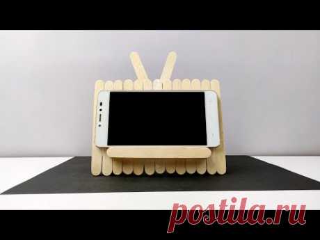 Mobile stand homemade with ice cream sticks | Popsicle crafts easy