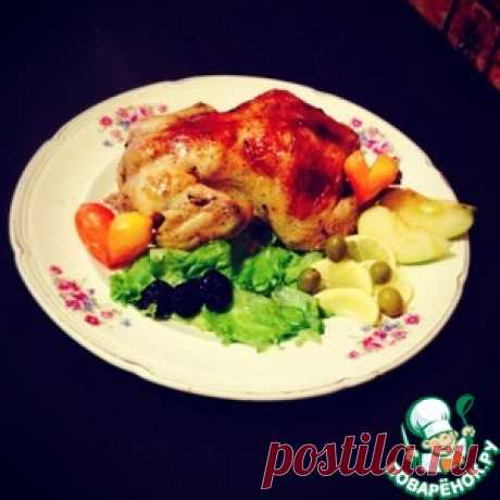 Курица, фаршированная яблоками и черносливом - кулинарный рецепт