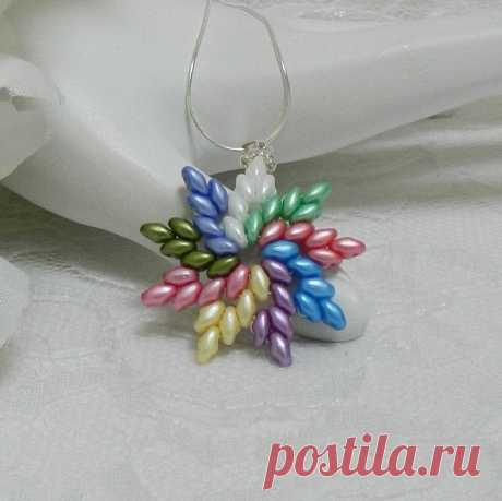 Beaded Pinwheel necklace | Etsy