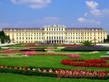 The second best decision of my life was to go to Schonbrunn Palace in Vienna! haha. It really is gorgeous!  | Найдено на сайте zmetravel.com.