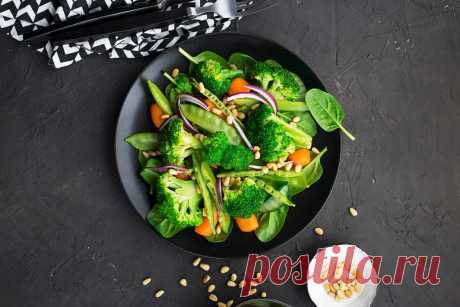 Витаминная бомба: рецепты салатов с брокколи - Beauty HUB