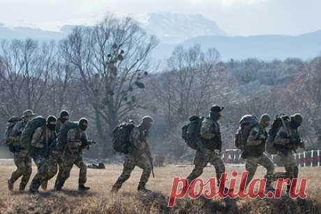 Стало известно об упавшем в Крыму украинском беспилотнике. В Крыму упал запущенный с территории Украины беспилотник Ту-141. Отмечается, что все произошло в районе города Красноперекопска недалеко от границы. Было зафиксировано два случая использования Украиной беспилотного летательного аппарата Ту-141 «Стриж» советской разработки.