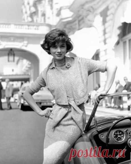 ღЛицо «Шанель», молчаливая звезда «Фантомаса».
Кем была одна из самых красивых и загадочных француженок Мари-Элен Арно.