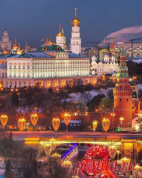Москва ,златые купола