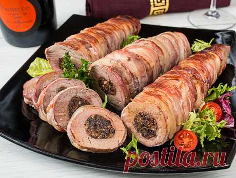 Фаршированная свиная вырезка с черносливом и орехами | Самые вкусные кулинарные рецепты