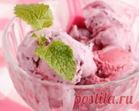 Вишневый десерт с мороженым - Десерты