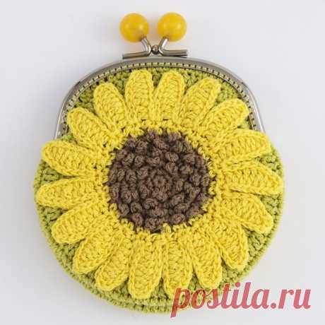 crochet flower motif purse