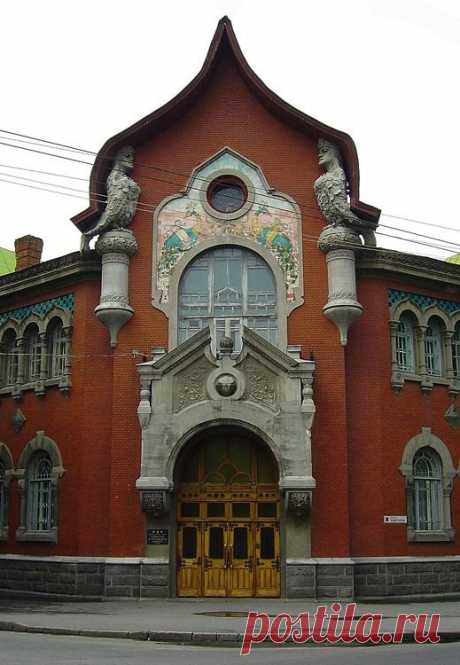 Полтава. 1906-1909 г. по проекту архитектора А.В. Кобелева.  |  Pinterest • Всемирный каталог идей