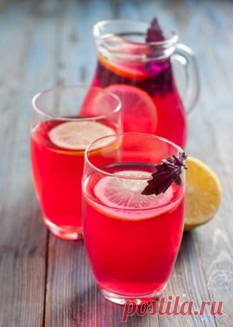 Райхон. Напиток из базилика Коллекция Рецептов: Райхон. Напиток из базилика. ИНГРЕДИЕНТЫ Базилик фиолетовый - 1 пучок Вода (кипяток) - 3 л Лимон - 1 ...