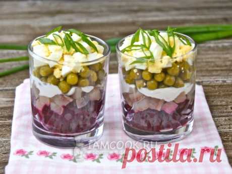 Финский салат — рецепт с фото Вкусный, яркий финский салат с сельдью и свеклой, подойдет для любого застолья.