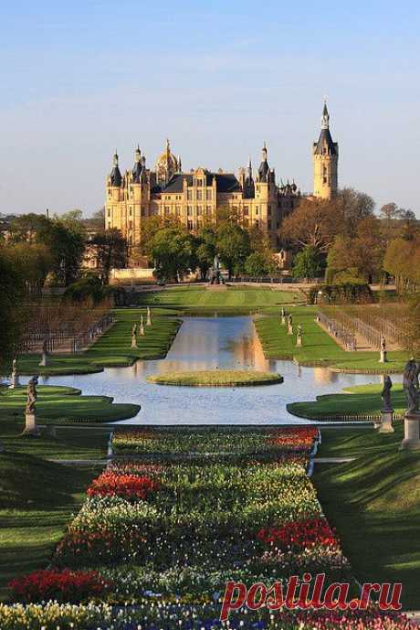 Schwerin Castle, Germany | Castles