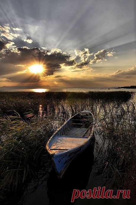 *sunset,  
fivehundredpx от cemal sepici |  Найдено на сайте 500px.com.