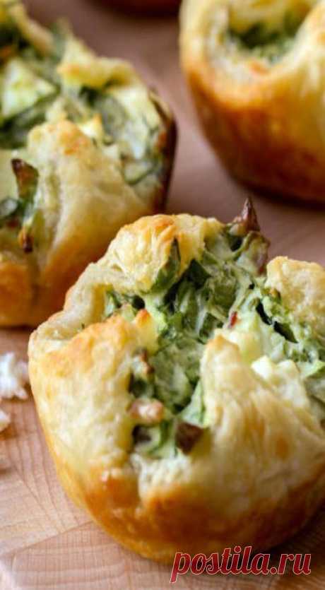 Spinach Cheese Puffs