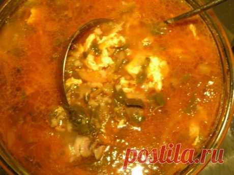 Суп с рисом и щавелем с томатной зажаркой | Русская кухня