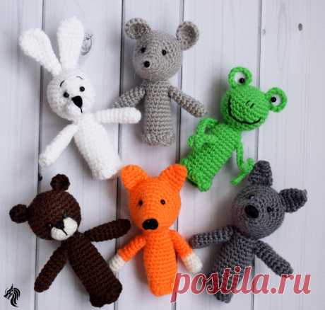 PDF Пальчиковый театр. FREE amigurumi crochet pattern. Бесплатный мастер-класс, схема и описание для вязания амигуруми крючком. Вяжем игрушки своими руками! Пальчиковые игрушки, куклы, сказка, зверюшки, мышка, волк, лиса, петух, заяц, мишка. #амигуруми #amigurumi #amigurumidoll #amigurumipattern #freepattern #freecrochetpatterns #crochetpattern #crochetdoll #crochettutorial #patternsforcrochet #вязание #вязаниекрючком #handmadedoll #рукоделие #ручнаяработа #pattern #tutorial #häkeln #amigurumis